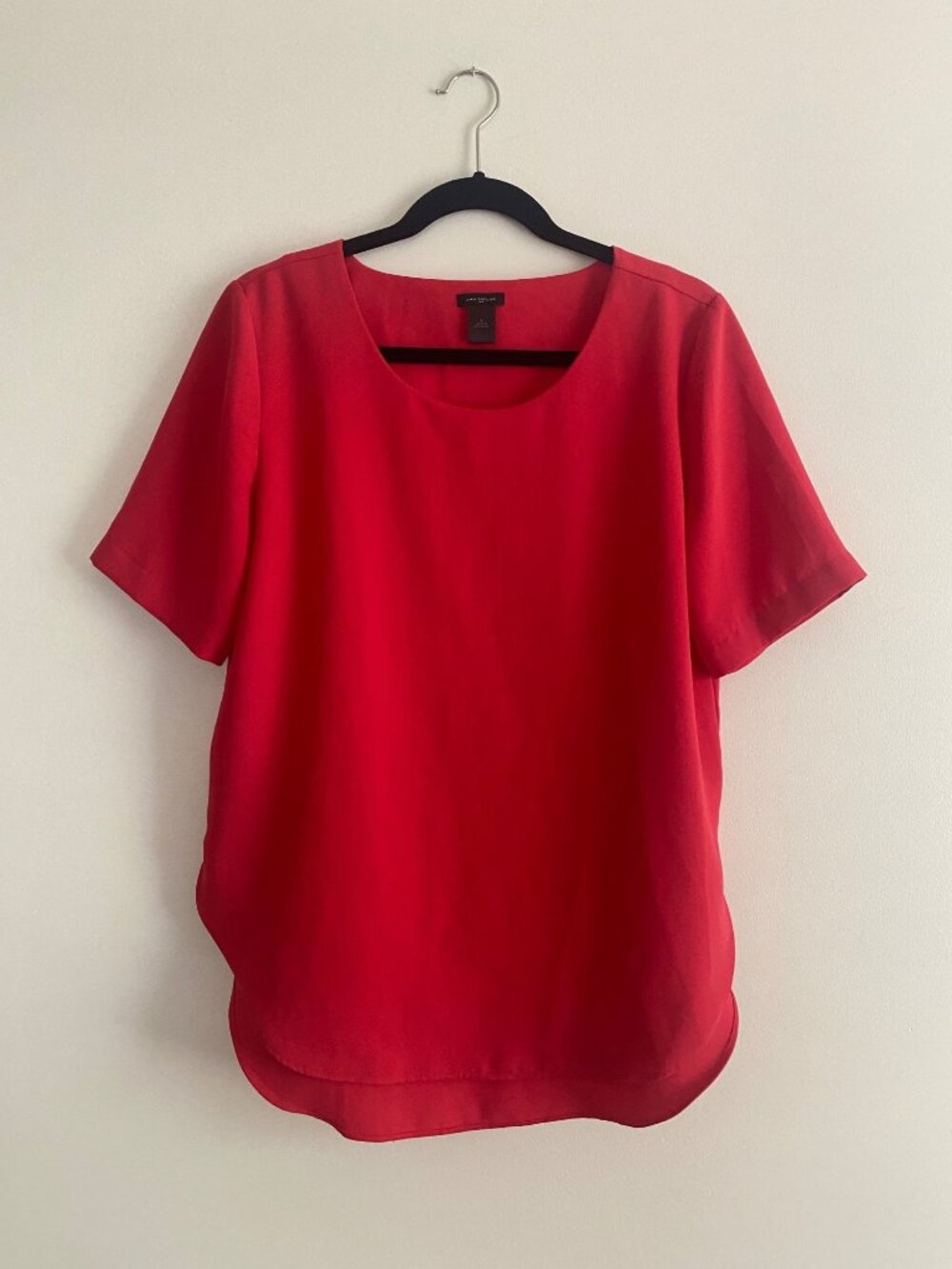 Ann Taylor Red Short Sleeve Blouse Women's Size M